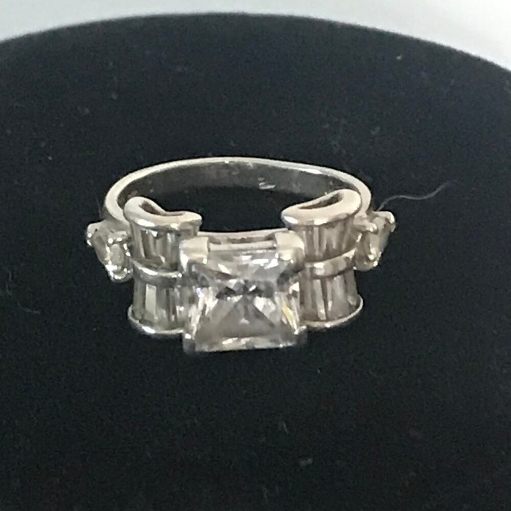 Ring Silver 925 Size 7 1/2 Square Cubic Zirconia Clear Stones Cocktail Wedding